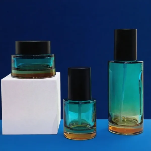 cosmetic bottle with pump