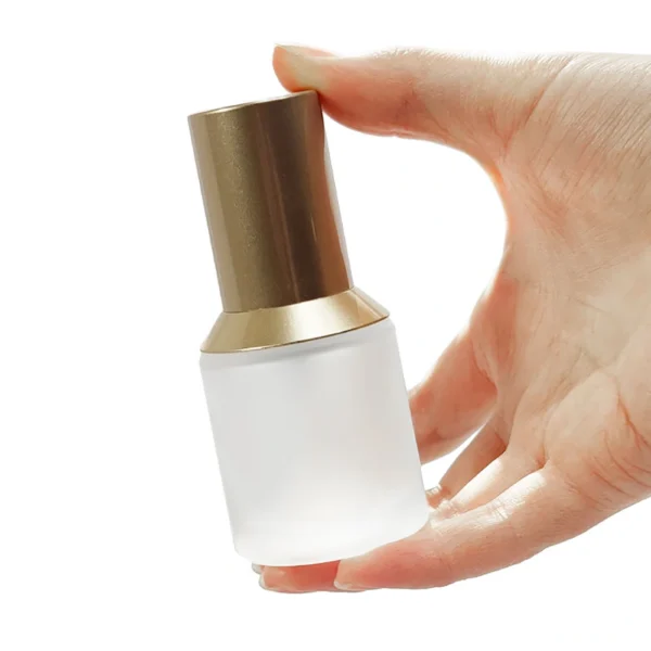 empty lotion bottle with pump